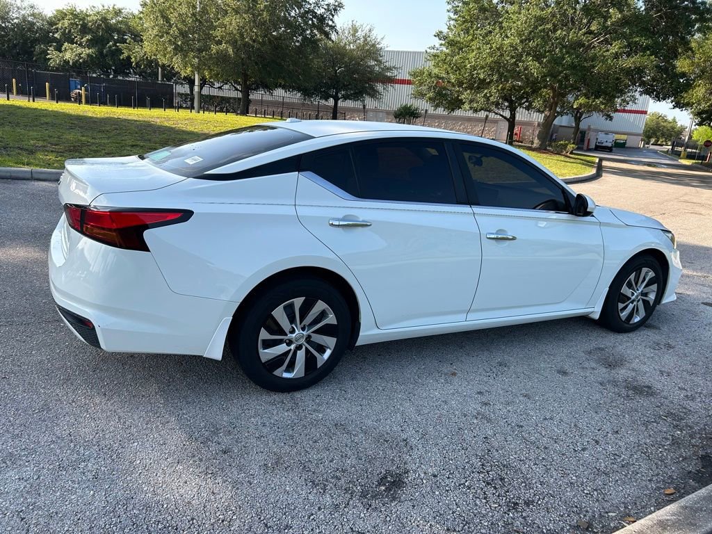 Used 2019 Nissan Altima 2.5 S FWD image 5