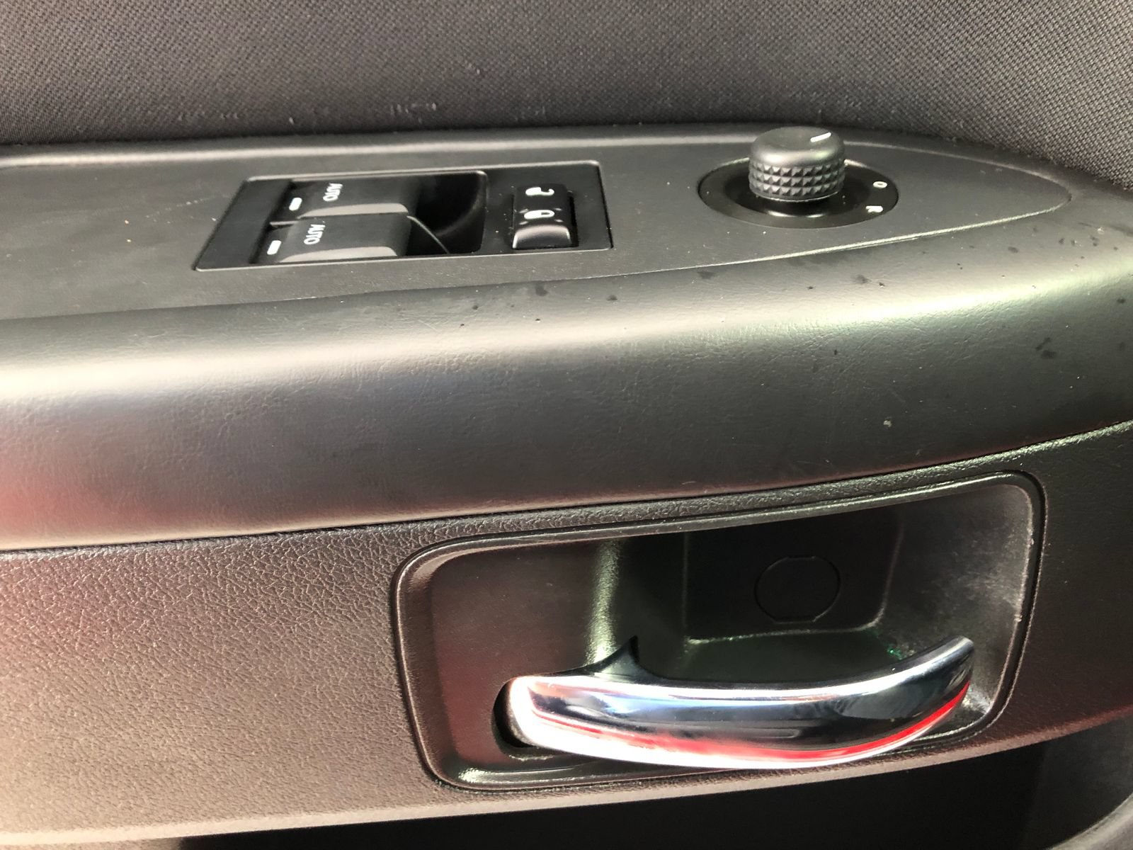 Used 2013 Dodge Challenger R/T RWD image 30