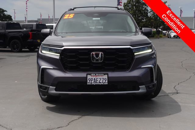 Used 2025 Honda Pilot Elite image 3