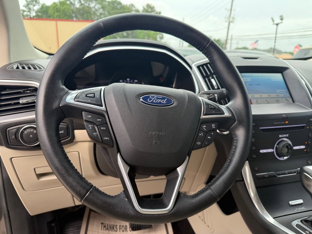 Used 2016 Ford Edge Titanium image 17