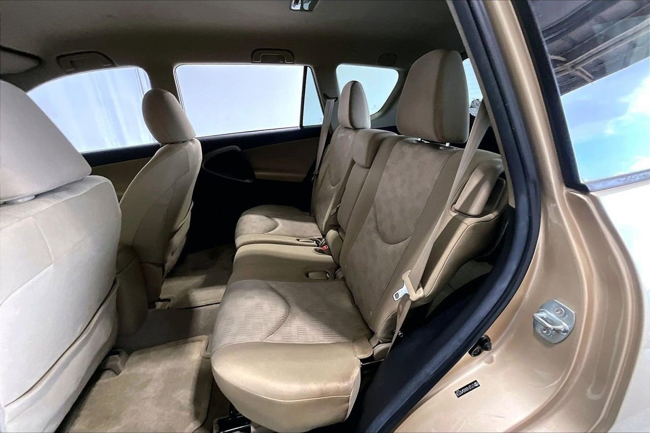 Used 2012 Toyota RAV4 FWD w/ Value Pkg image 24