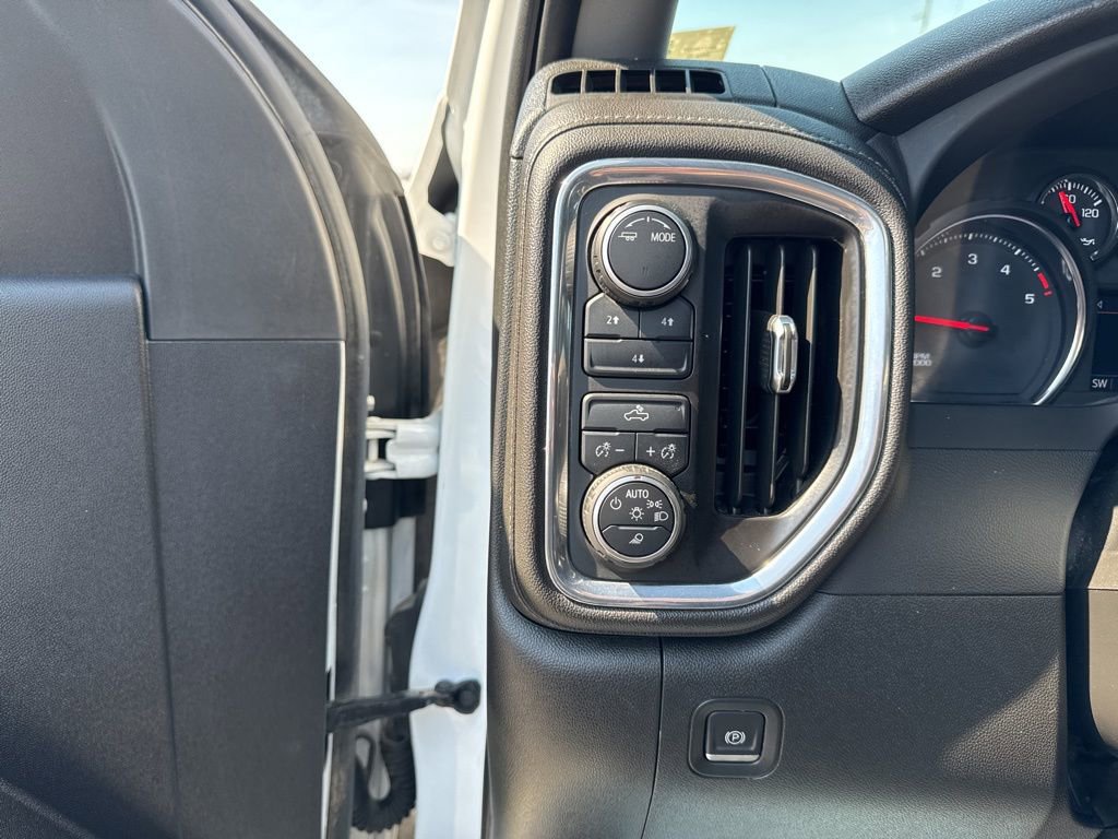 Used 2023 Chevrolet Silverado 2500 LT image 12