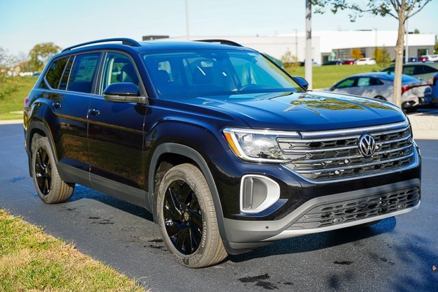 New 2026 Volkswagen Atlas SE image 47