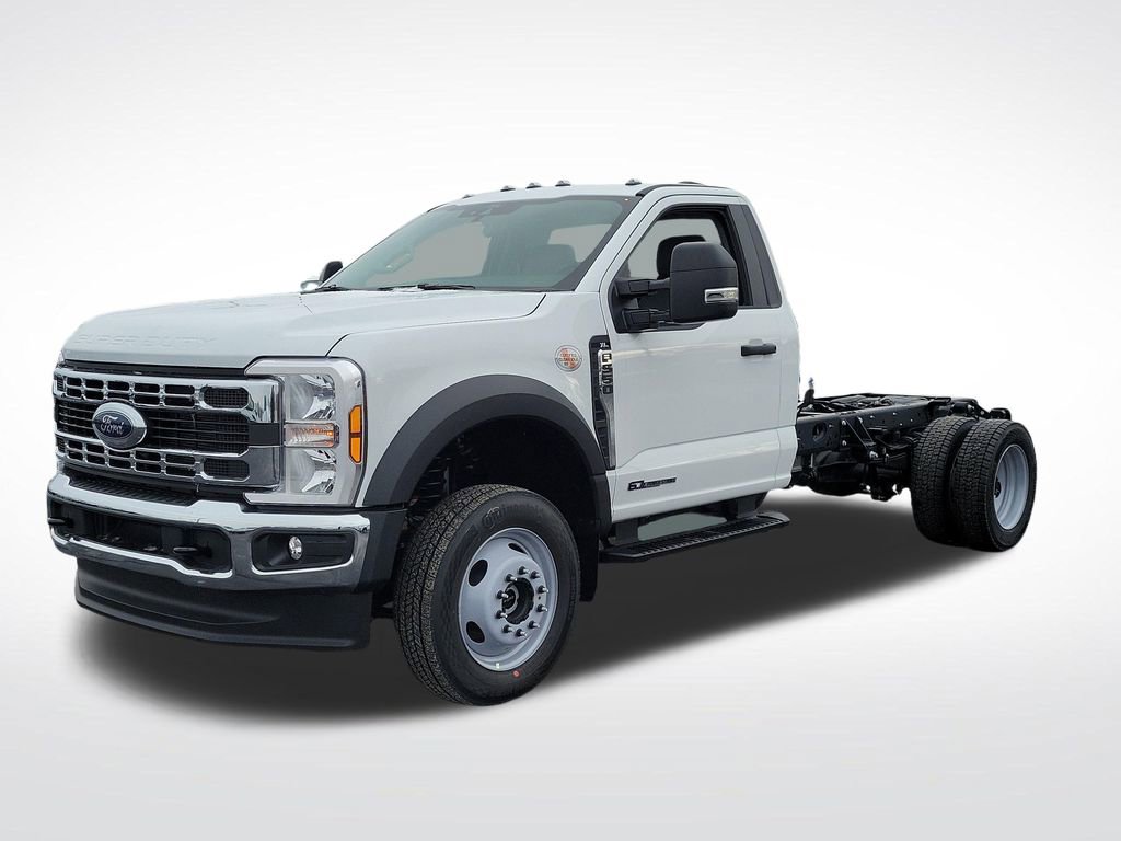 New 2026 Ford F550 4x4 Regular Cab Super Duty image 3