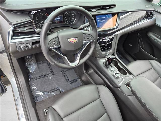 Used 2024 Cadillac XT6 Premium Luxury FWD image 10
