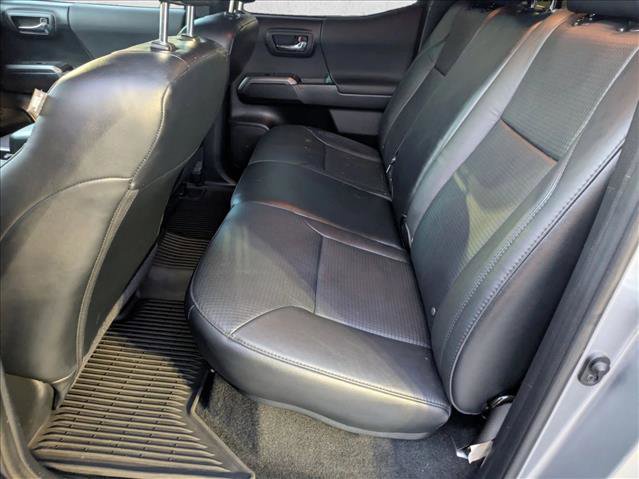 Used 2021 Toyota Tacoma TRD Sport image 17