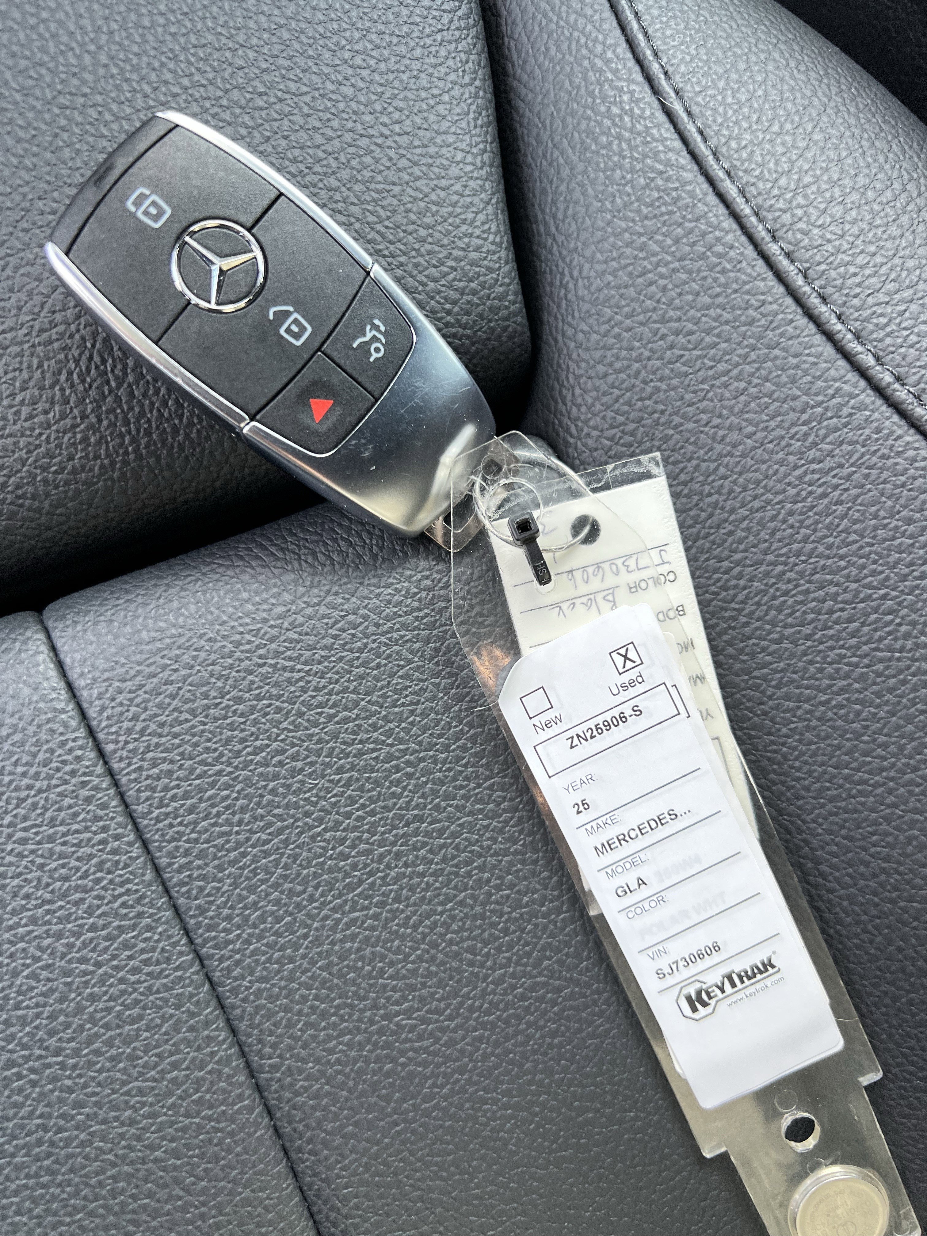 Certified 2025 Mercedes-Benz GLA 250 image 38