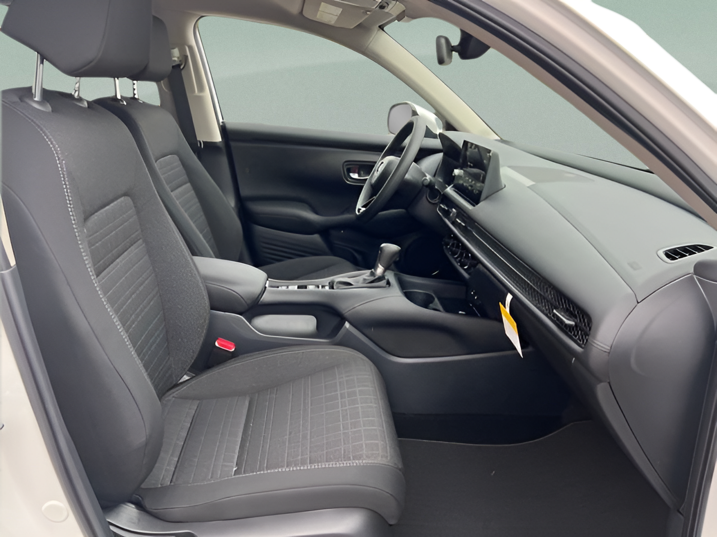 Certified 2026 Honda HR-V LX image 31