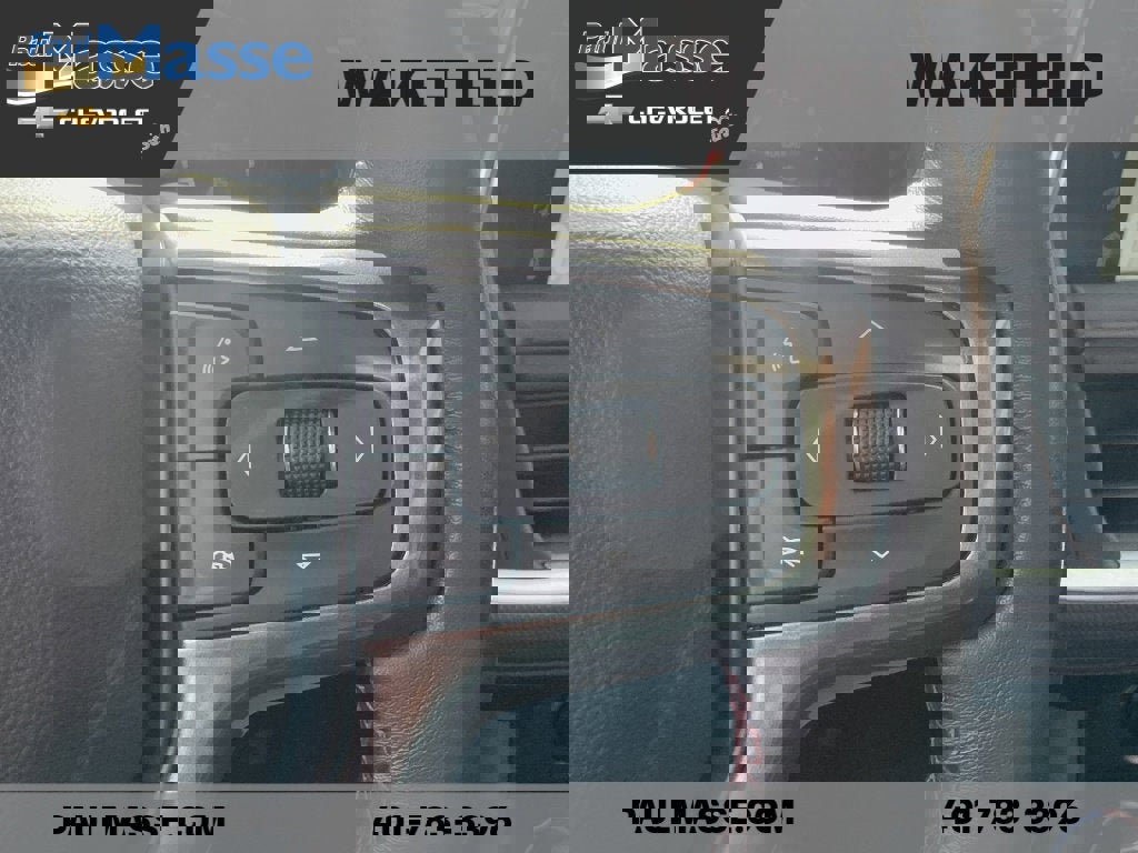 Used 2022 Chevrolet Suburban RST w/ Luxury Package image 28