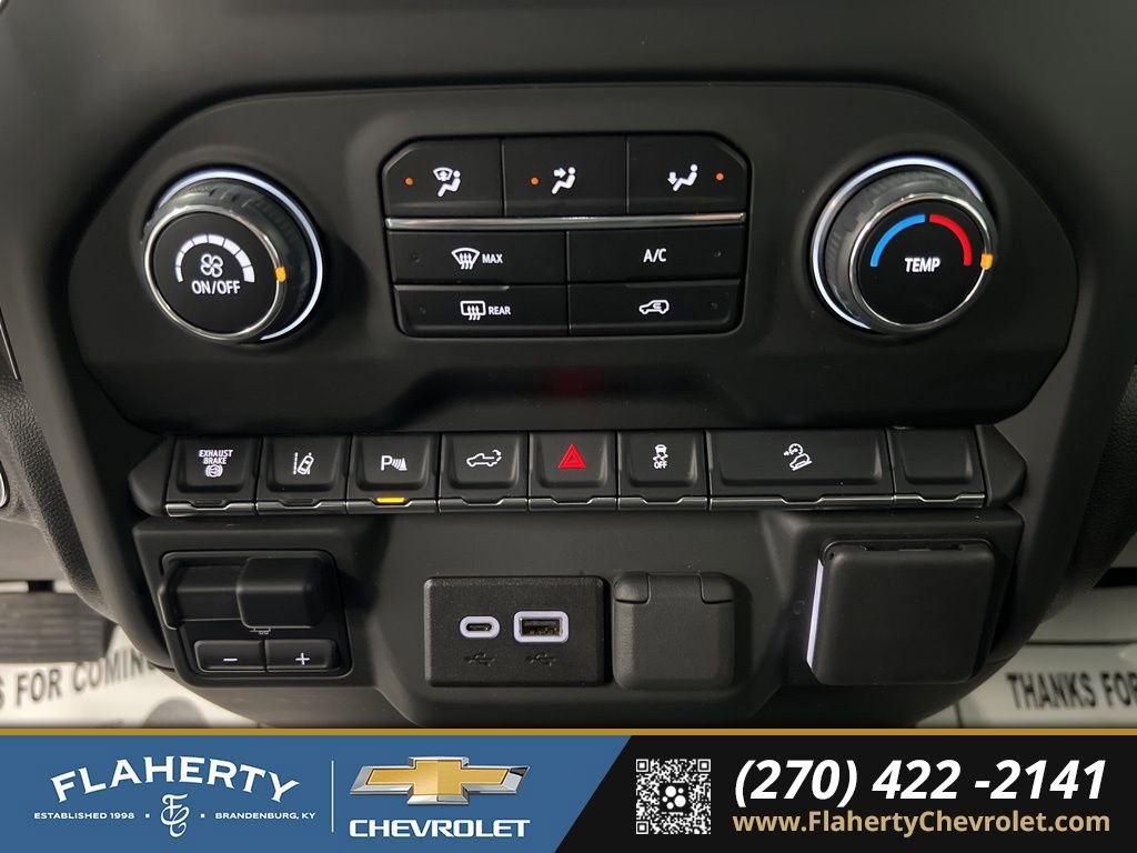 Used 2024 Chevrolet Silverado 2500 Custom w/ Custom Value Package image 30