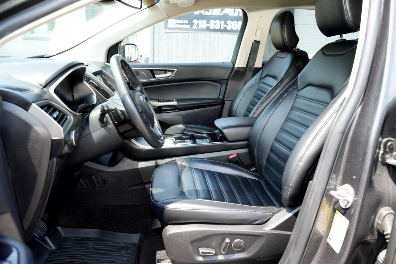 Used 2019 Ford Edge SEL w/ Equipment Group 201A image 15