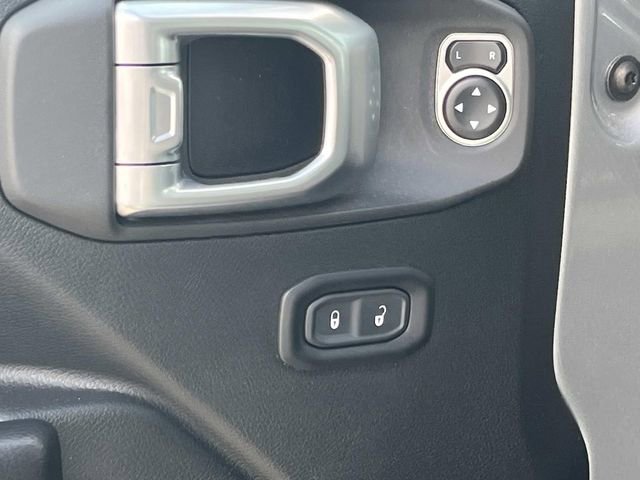 Used 2020 Jeep Wrangler Sport image 18