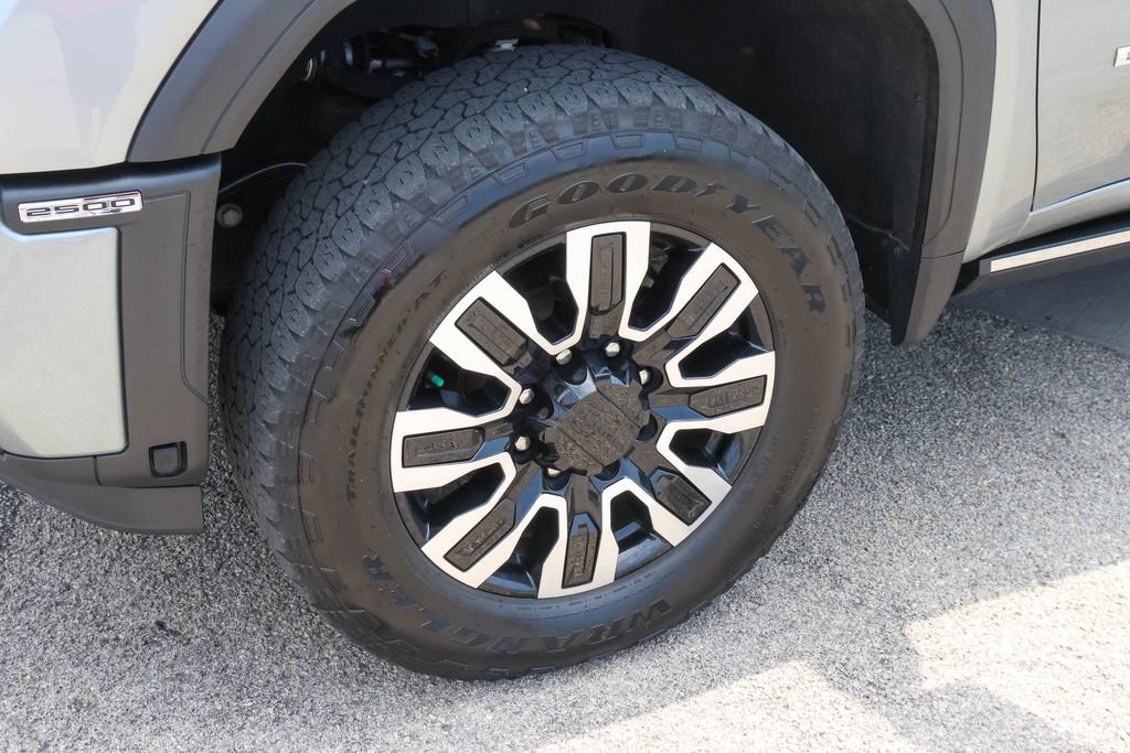 Used 2025 GMC Sierra 2500 Denali Ultimate AWD/4WD image 34
