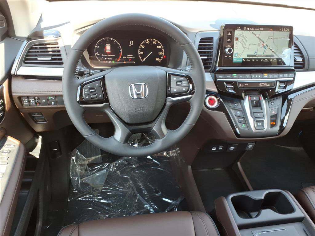 New 2026 Honda Odyssey Touring image 11