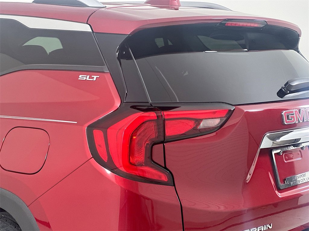 Used 2020 GMC Terrain SLT w/ Preferred Package image 2