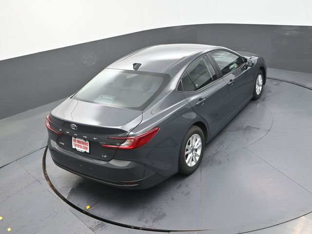 Used 2025 Toyota Camry LE image 46
