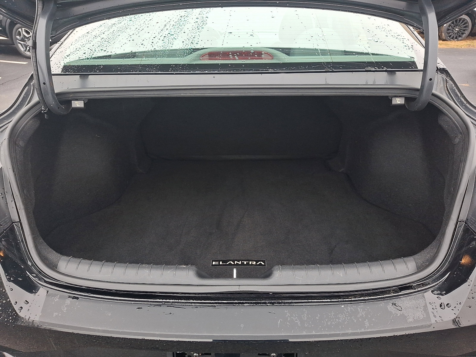 Certified 2023 Hyundai Elantra SEL w/ Convenience Package image 28