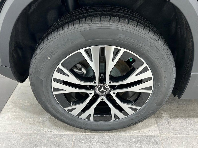 New 2025 Mercedes-Benz GLA 250 4MATIC image 3