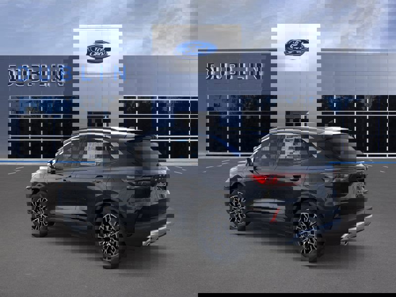 New 2025 Ford Escape SE image 36