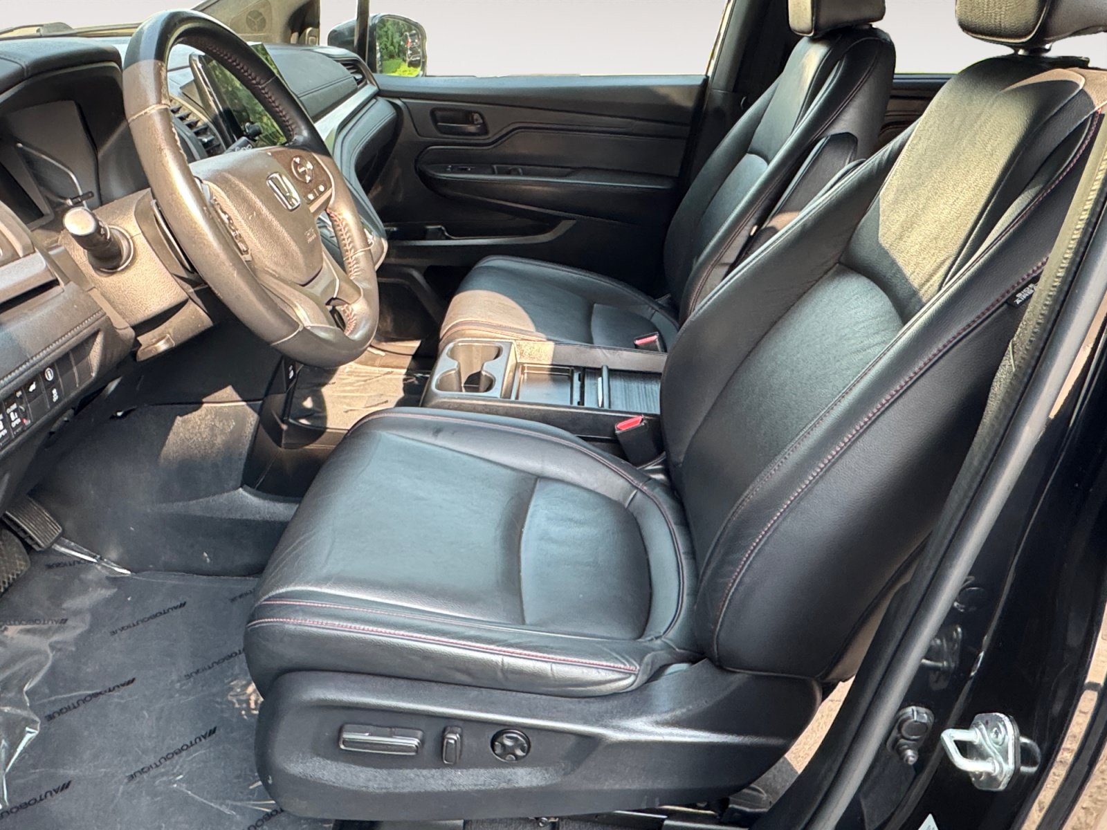 Used 2023 Honda Odyssey Sport image 9