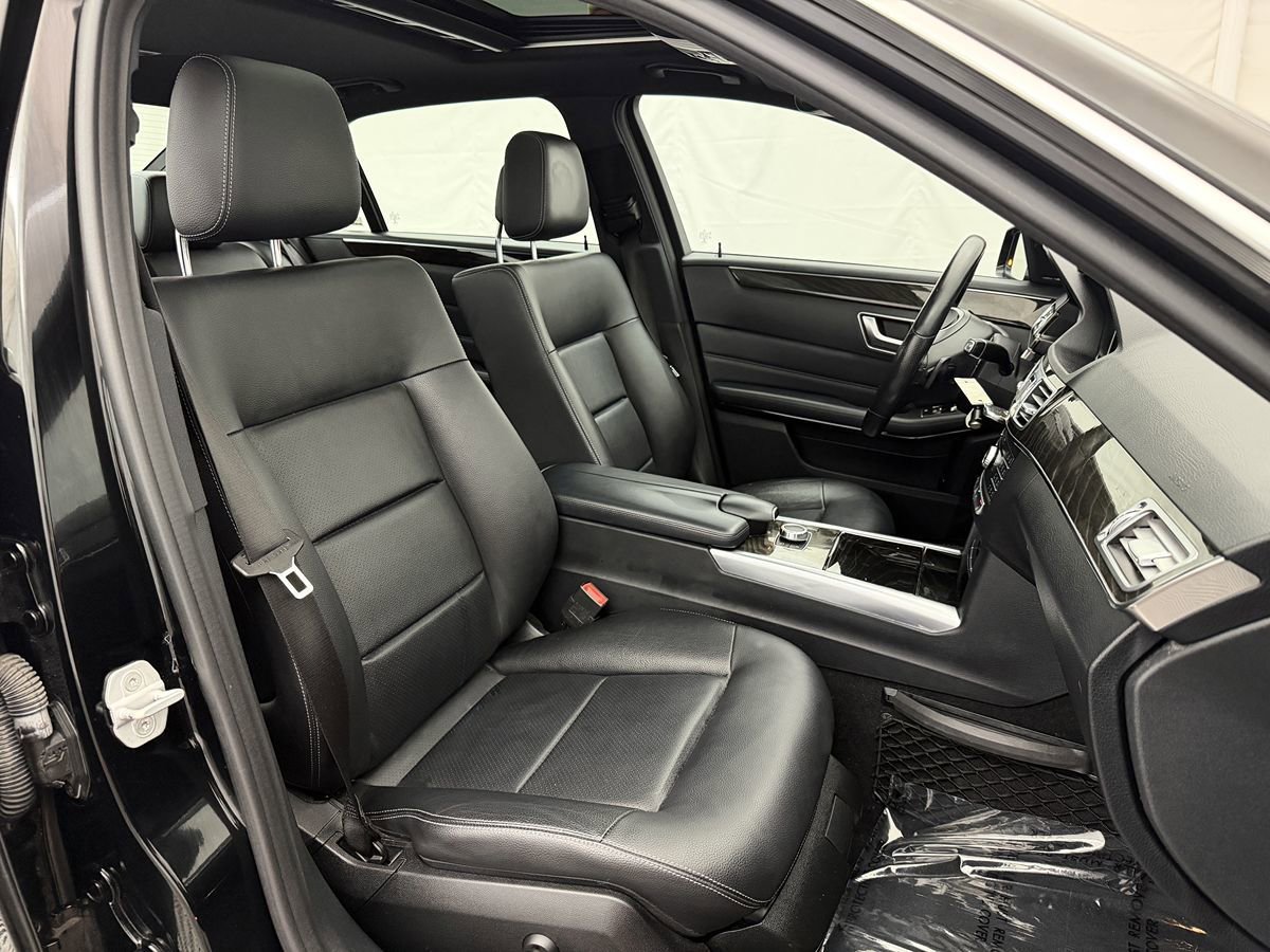 Used 2016 Mercedes-Benz E 350 4MATIC Sedan image 23