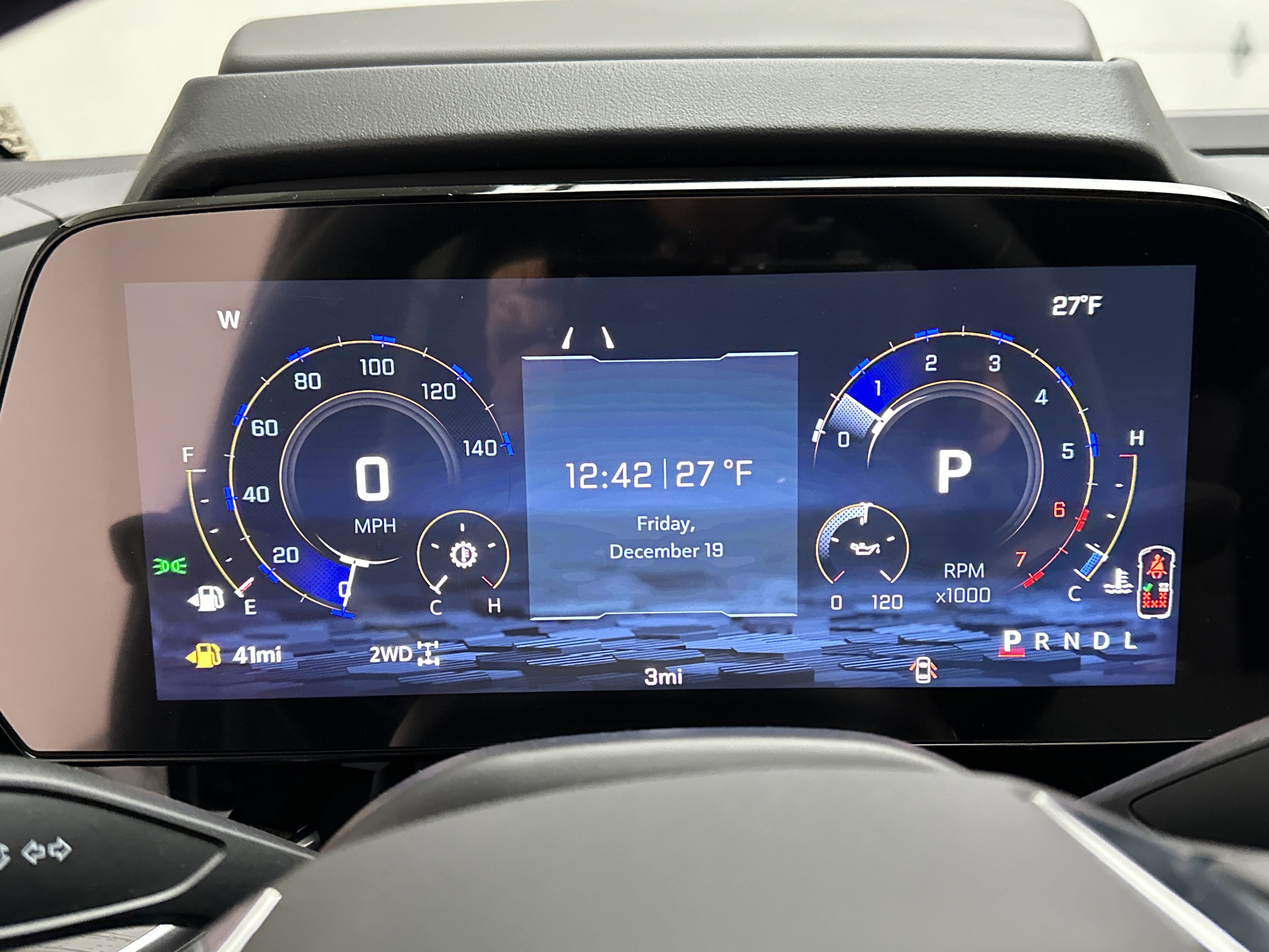 New 2026 Chevrolet Suburban Z71 w/ Z71 Off-Road Package image 31