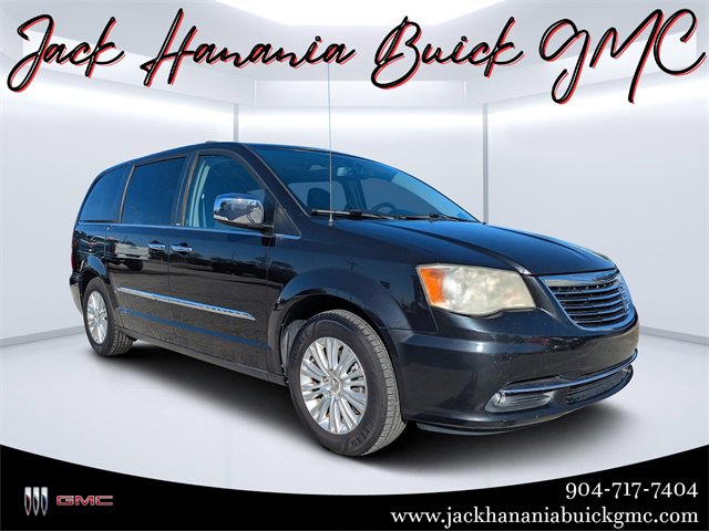 Used 2014 Chrysler Town & Country Limited w/ Luxury Group
