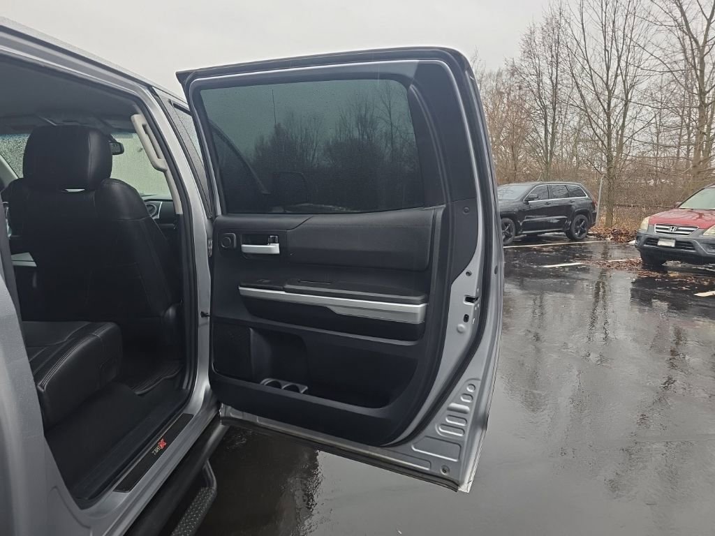 Used 2015 Toyota Tundra SR5 w/ SR5 Upgrade Package image 39