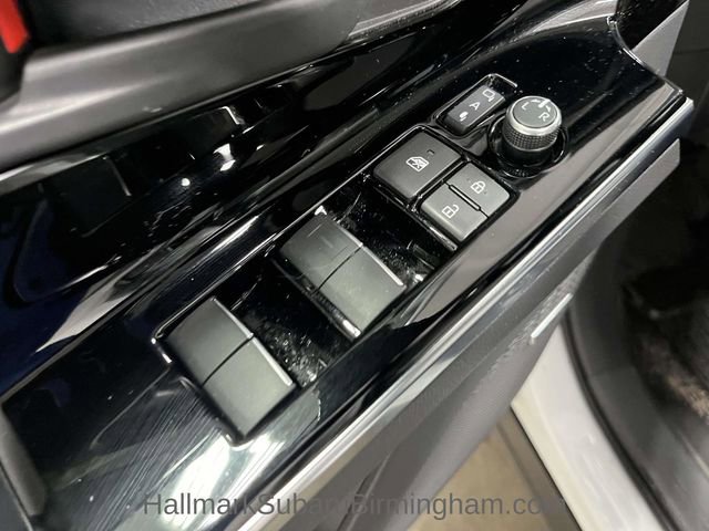 Used 2023 Subaru Solterra AWD image 15