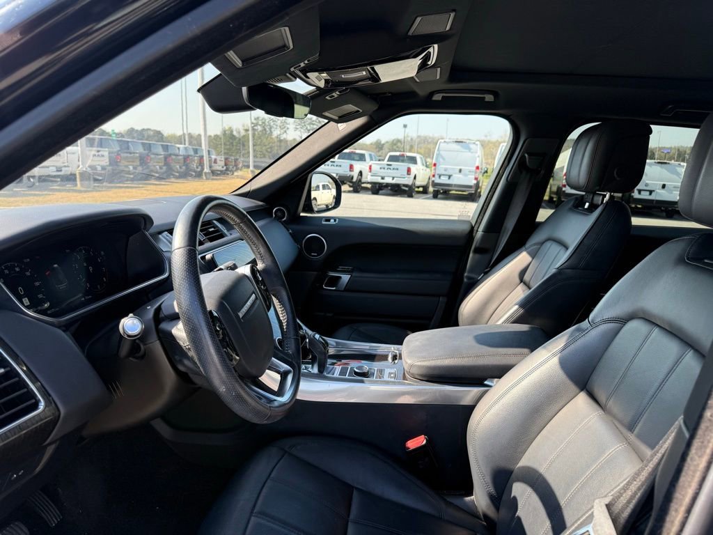Used 2020 Land Rover Range Rover Sport SE image 9