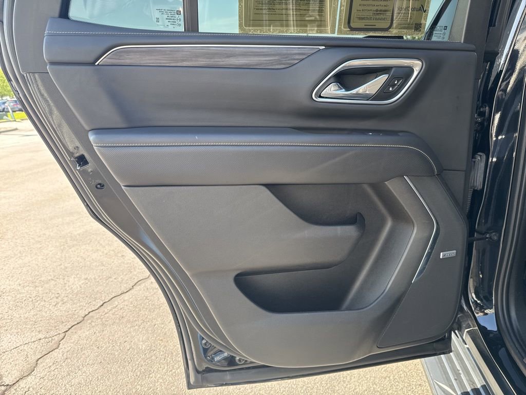 Used 2021 GMC Yukon SLT w/ SLT Luxury Plus Package AWD/4WD image 34