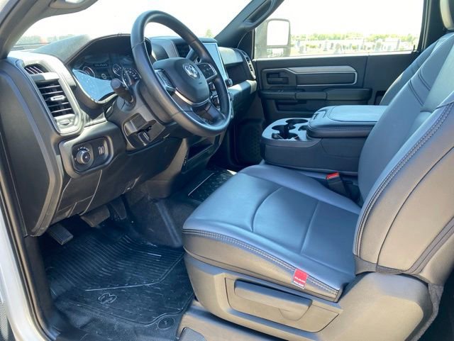 Used 2025 RAM 5500 Tradesman AWD/4WD image 9