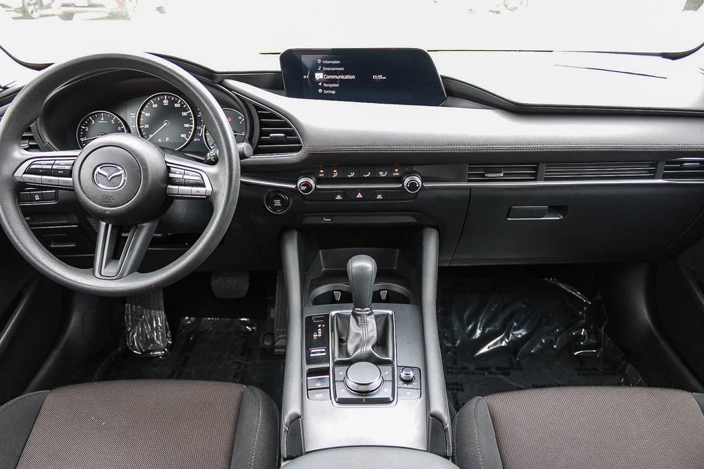 Used 2020 MAZDA MAZDA3 Sedan FWD image 12