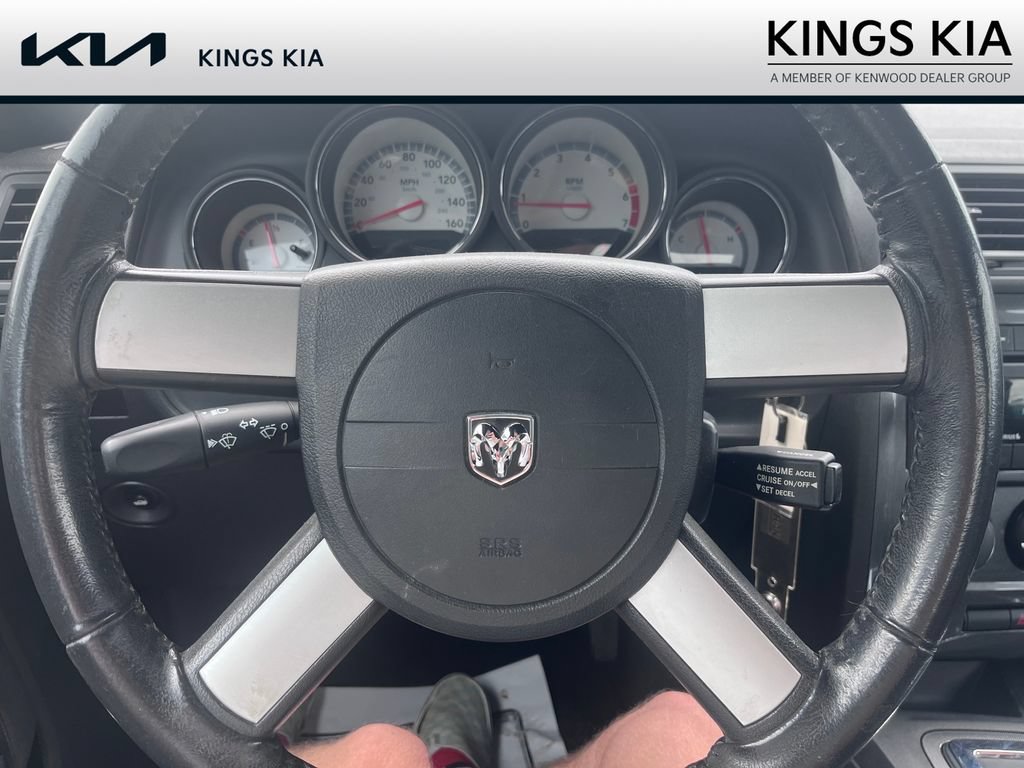 Used 2009 Dodge Challenger R/T RWD image 13