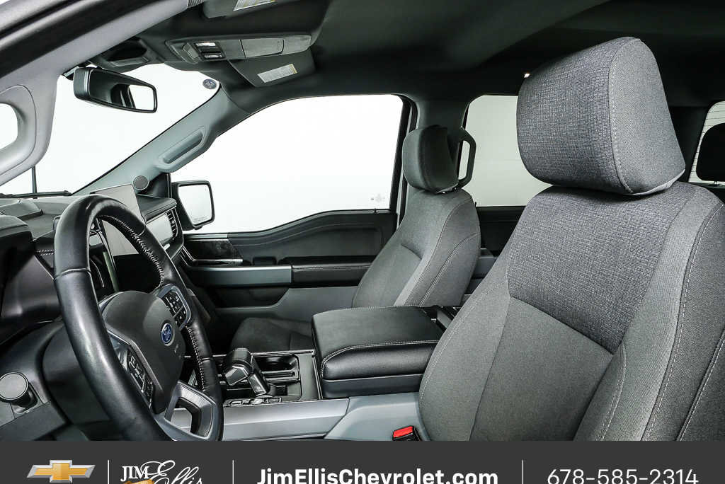 Used 2024 Ford F150 Lightning Flash AWD/4WD image 5