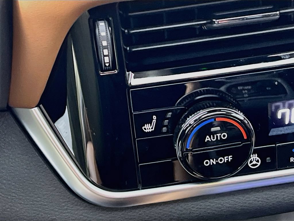 New 2026 Nissan Rogue Platinum AWD/4WD image 19