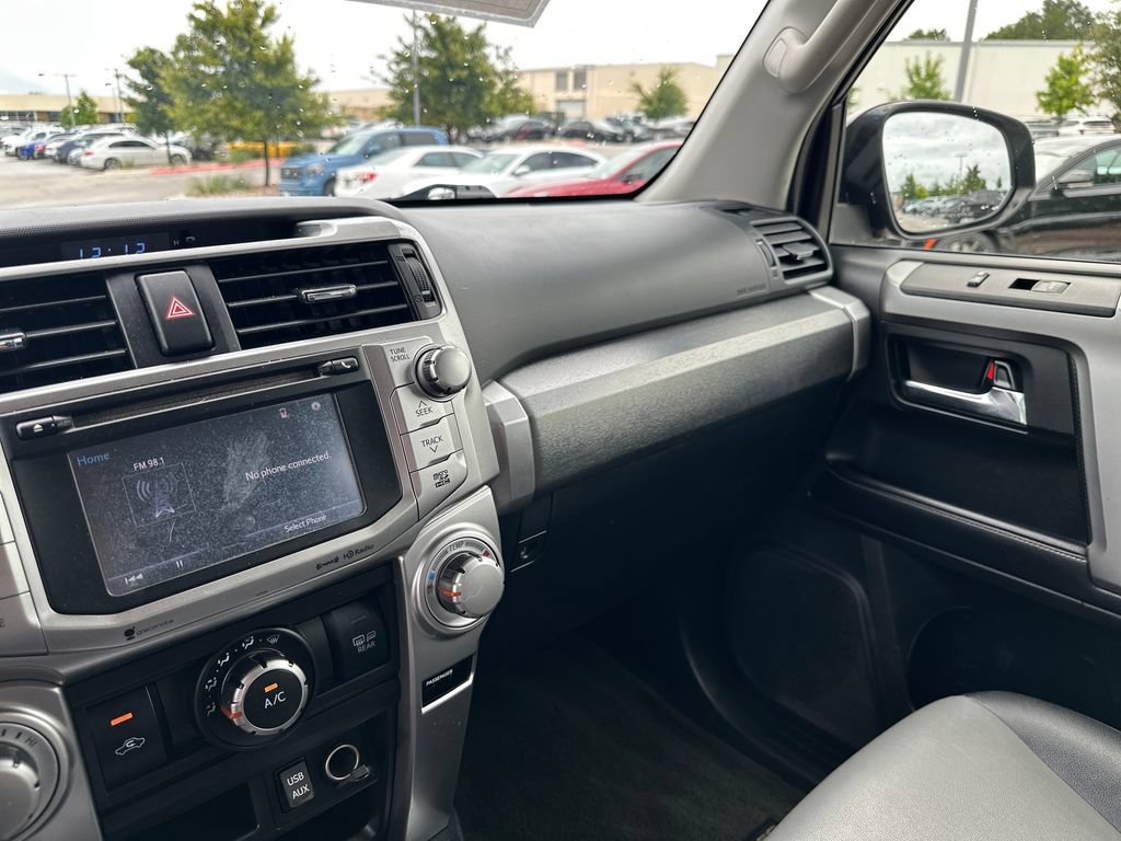 Used 2018 Toyota 4Runner SR5 Premium AWD/4WD image 23