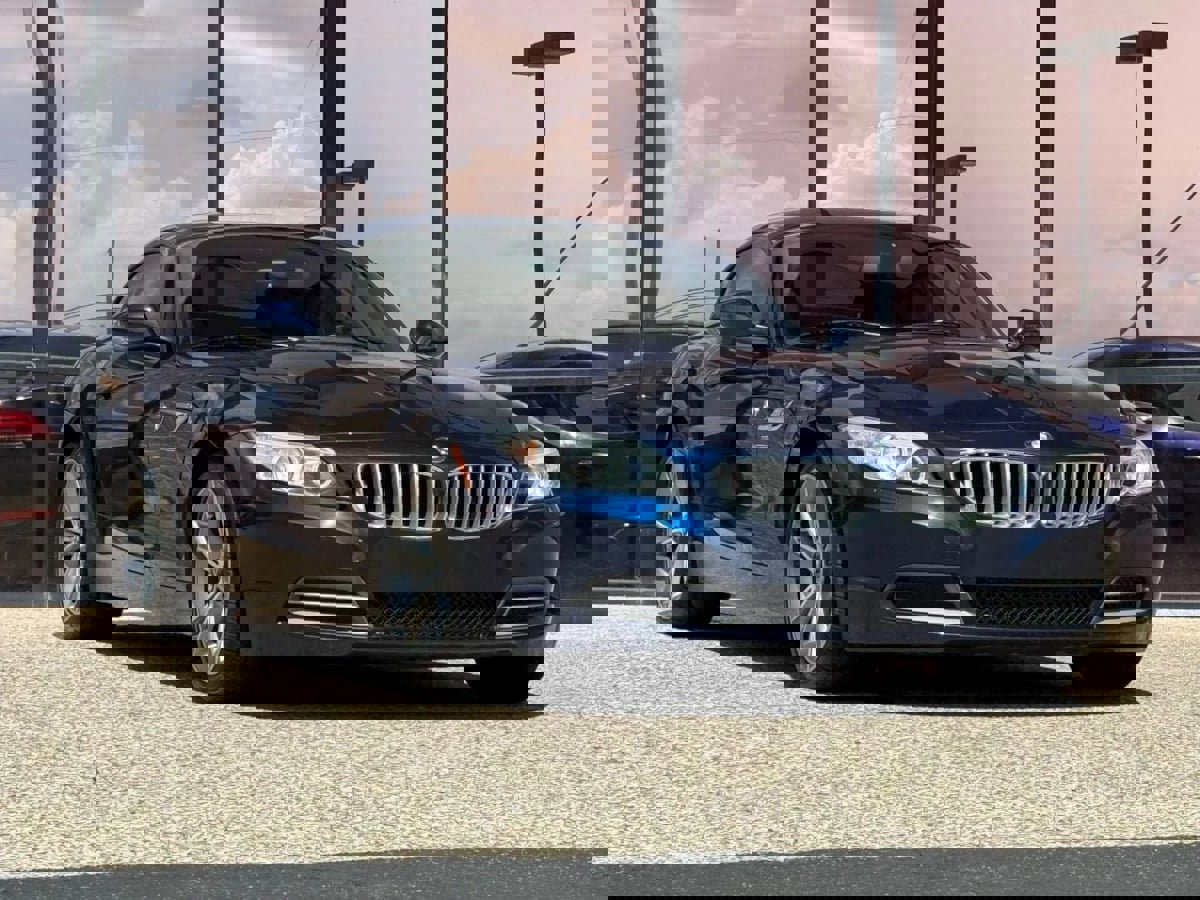 Used 2014 BMW Z4 sDrive35i RWD image 26