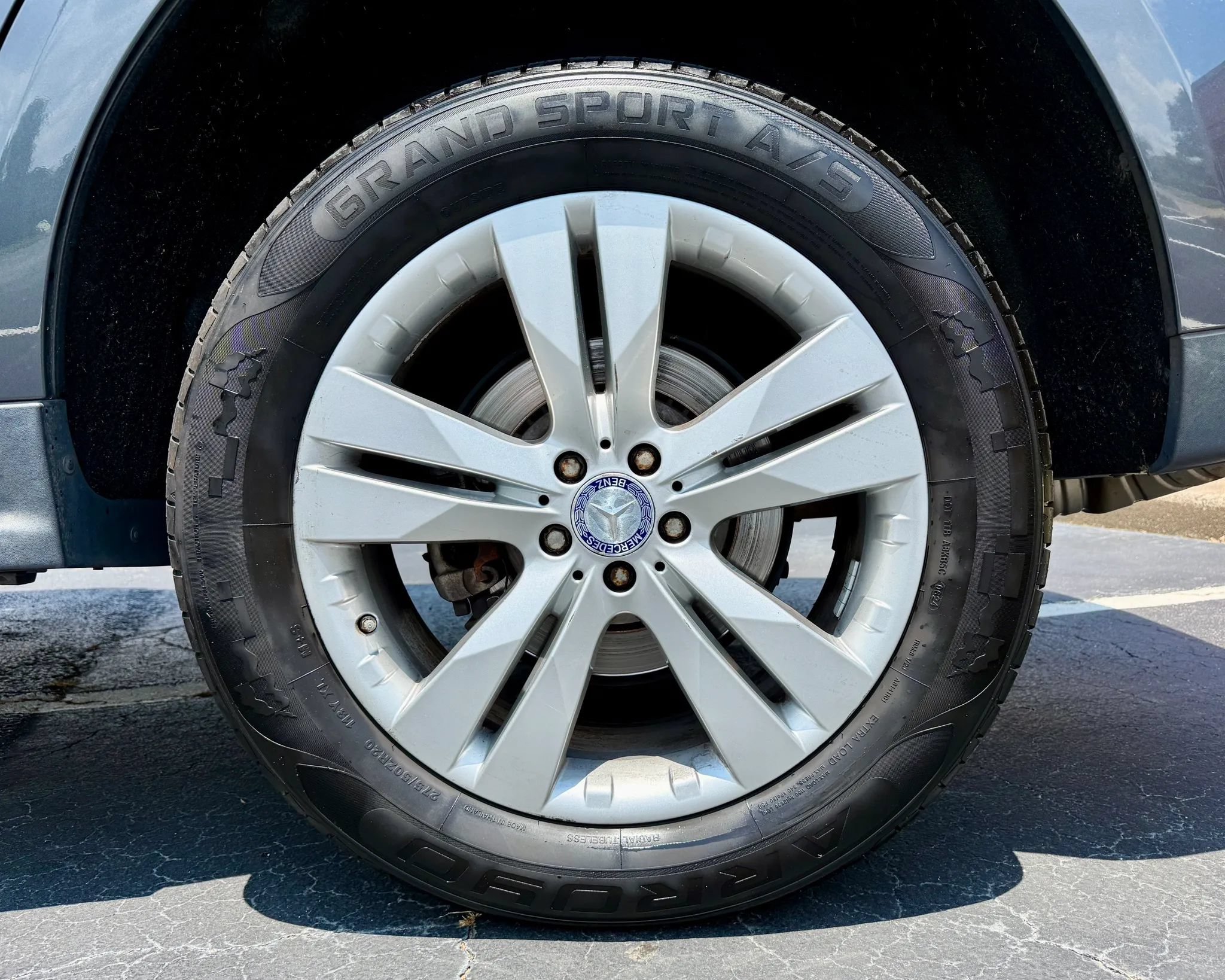 Used 2012 Mercedes-Benz GL 450 4MATIC image 32