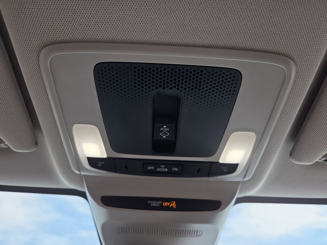 Used 2024 Honda HR-V EX-L image 22