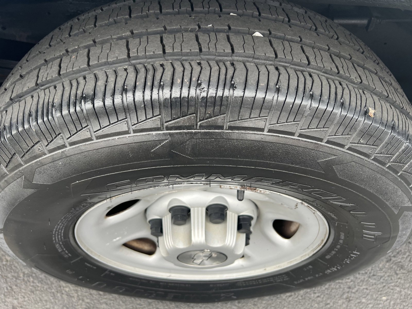 Used 2009 Chevrolet Express 3500 image 9