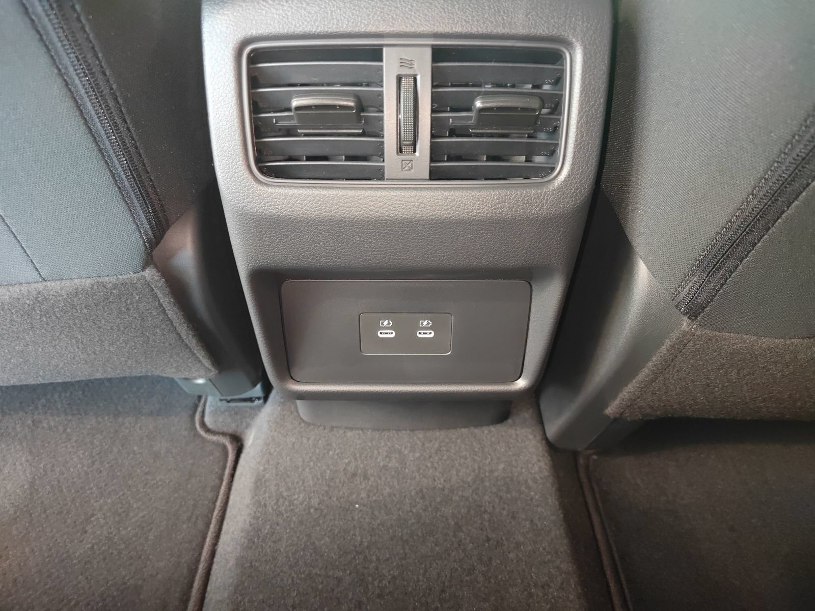 New 2026 Nissan Rogue SV AWD/4WD image 26