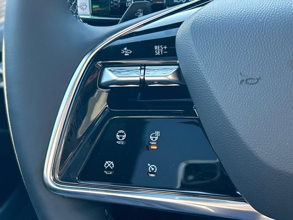 New 2026 Cadillac Lyriq Premium Luxury RWD image 26