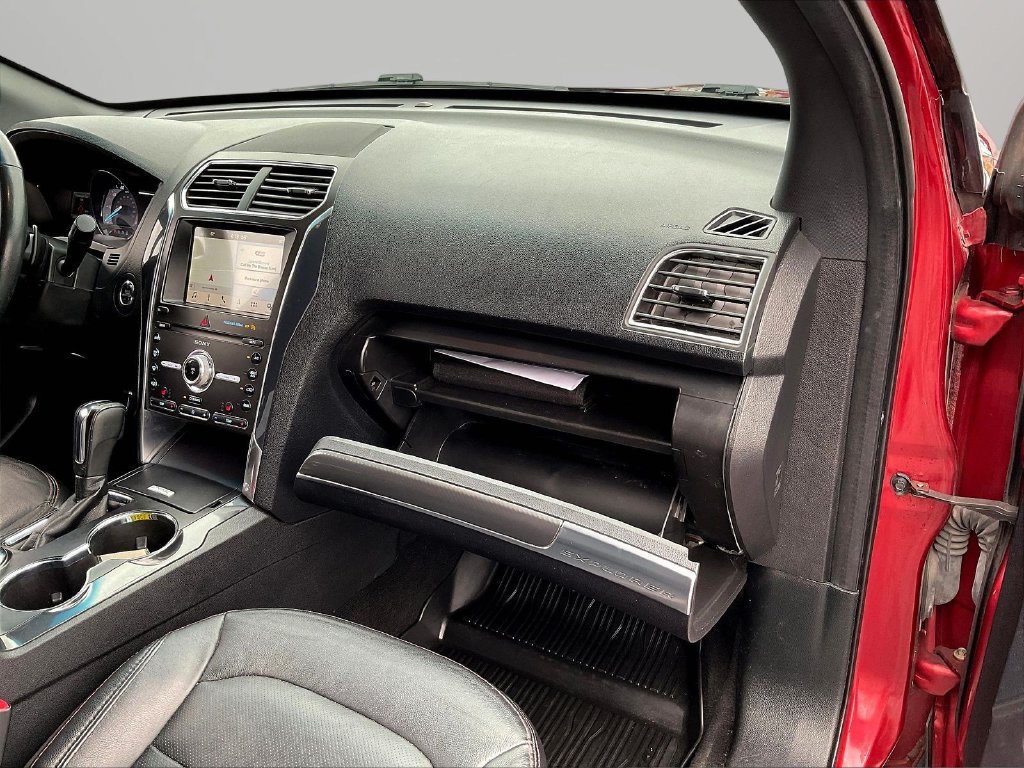 Used 2019 Ford Explorer Sport AWD/4WD image 32