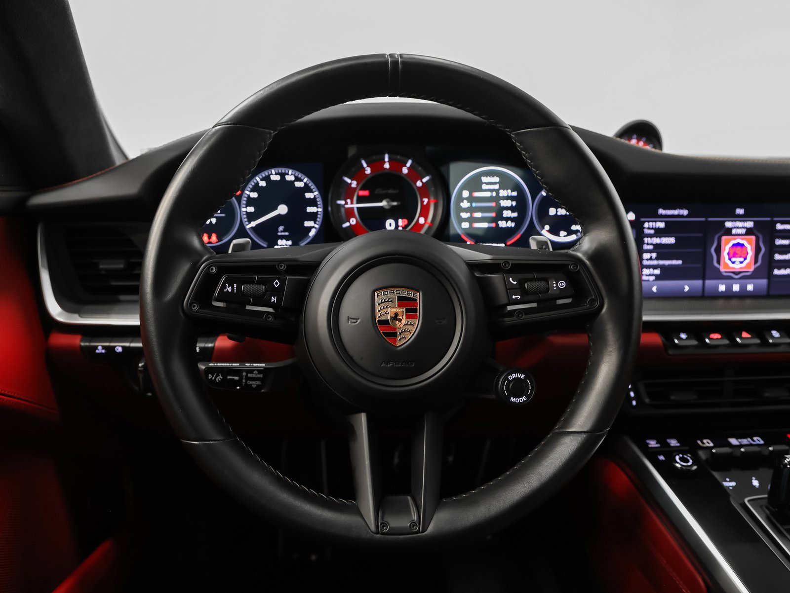 Used 2023 Porsche 911 Turbo image 43