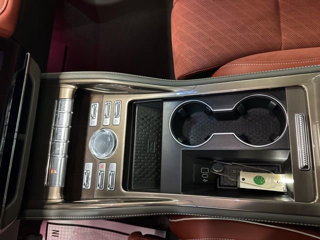 Used 2024 Lincoln Nautilus Black Label image 18