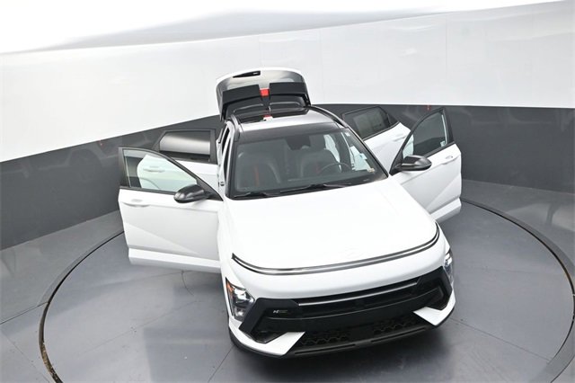 Used 2024 Hyundai Kona N Line image 40