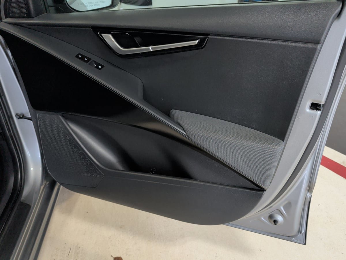 Used 2023 Kia Niro LX FWD image 24