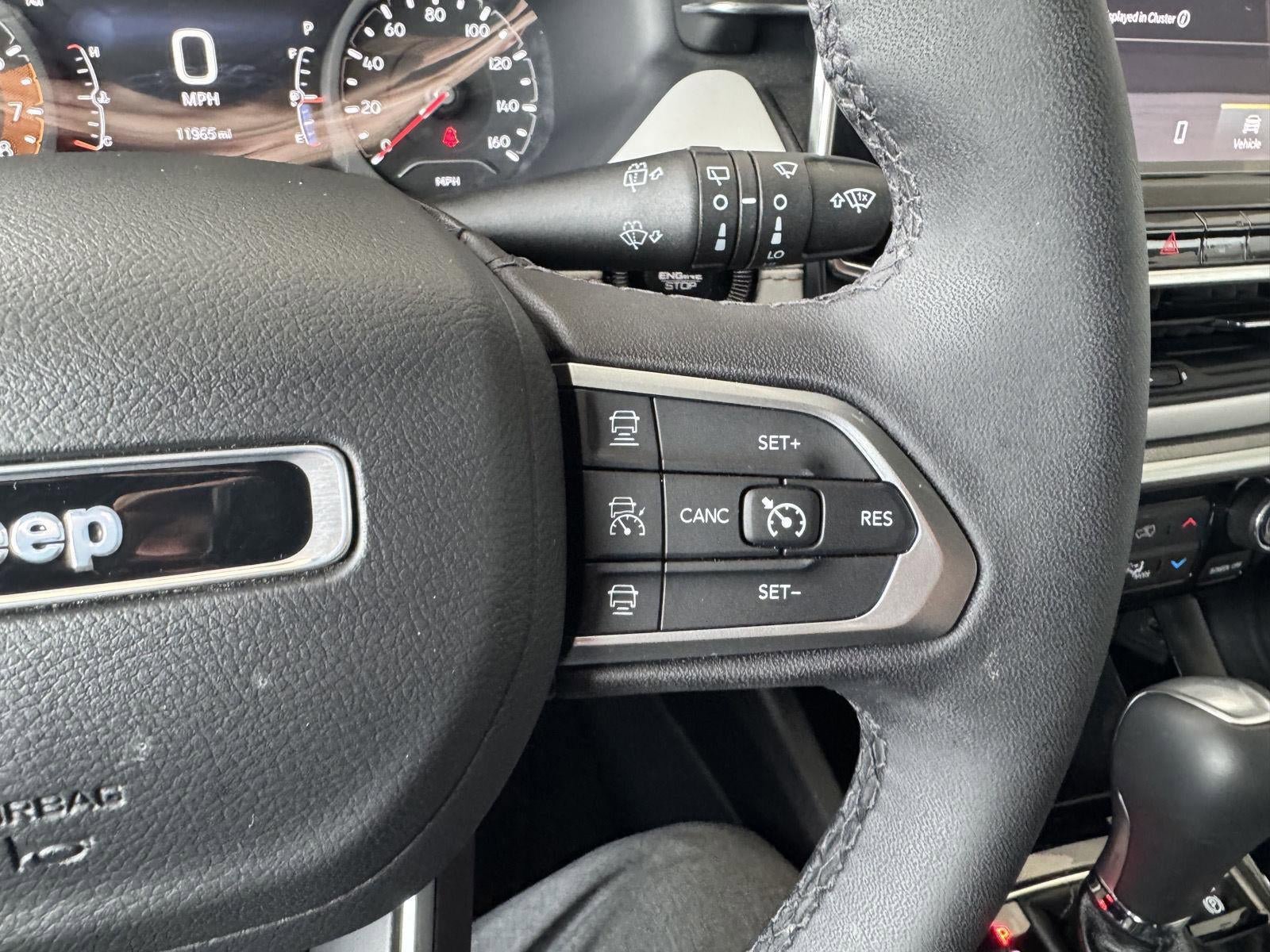 Used 2024 Jeep Compass Limited image 14