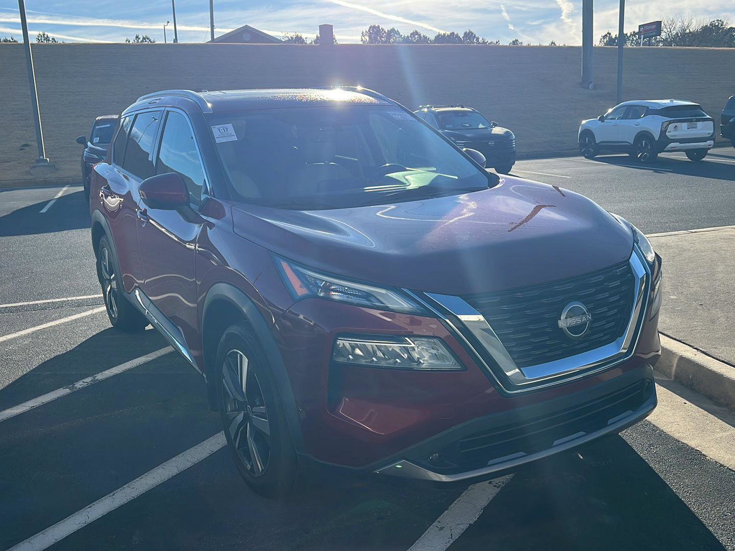 Used 2022 Nissan Rogue SL w/ SL Premium Package image 6